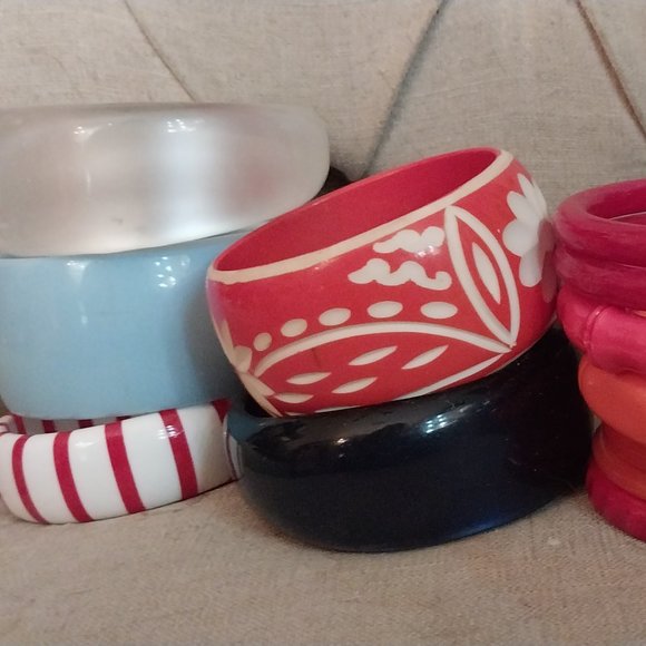 Bangles medium bracelets - Picture 2 of 3